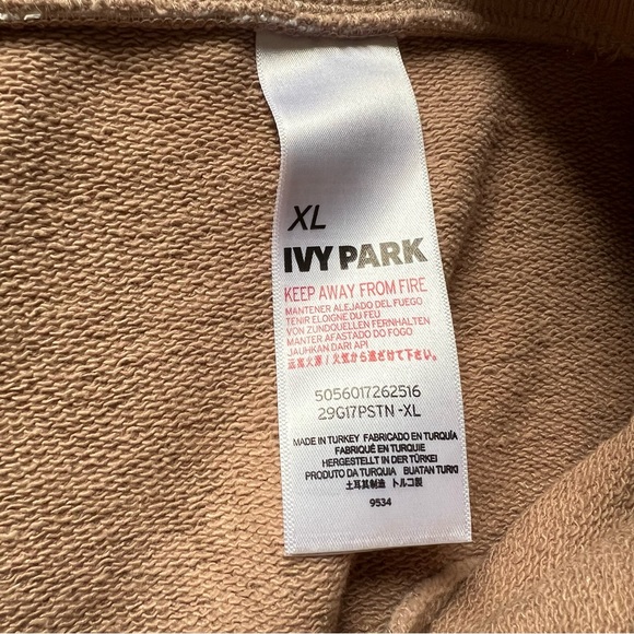 Ivy Park X Beyoncé Logo Tape Joggers - Picture 9 of 10